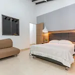 Apartamento De 3 Hab En Medellin, Zona Turistica