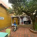 Hostal La Bodeguita Del Mundo Laureles