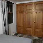 Apartamento Cerca A La Estacion Hospital