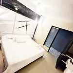 Prestige Suite 3 Icon Lleras Park