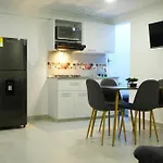 Apartamento Tranquilo Cercano A La Estacion Floresta