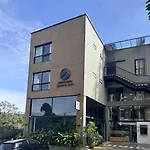 Apt In El Poblado, Walkable Area With Parking 215