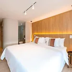 Magnifico Apartamento De 2 Habitaciones Con Ac Y Vistas En Provenza