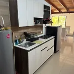 Hermoso Y Lujoso Apartamento Con Excelente Ubicacion