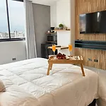 Chic Rosa Negra Aparta-Suite Your Peaceful City Escape