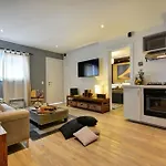 Oasis Suites