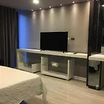 Hotel Paris Luxury Suites