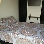 Apartasuites Medellin Los Molinos