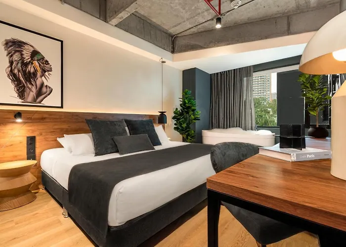 Hashtag 98 Hotel