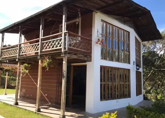 Santa Elena. Refugio De Luz