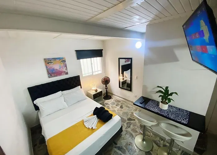 VIP Apartasuites Rosales