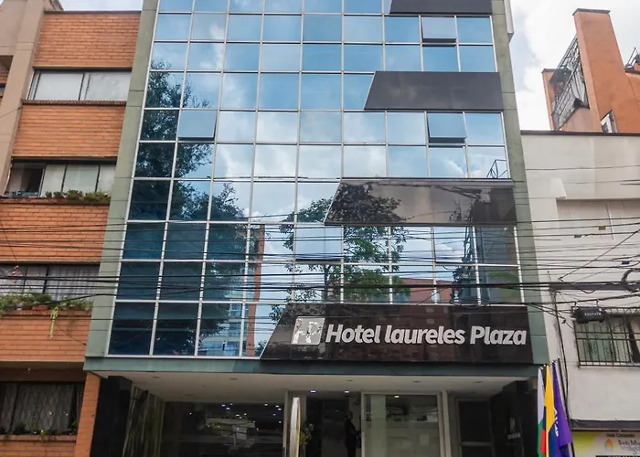 Hotel Laureles Plaza