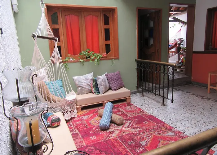 Albaka House