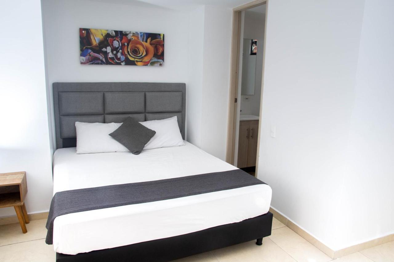 Hotel 13 Trece Aparta