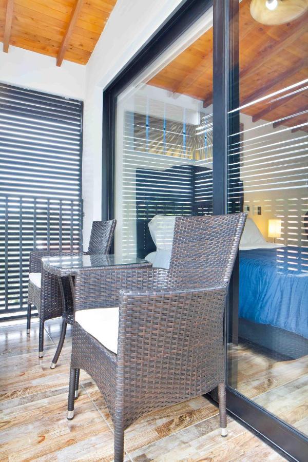 Miracle Aparthotel *