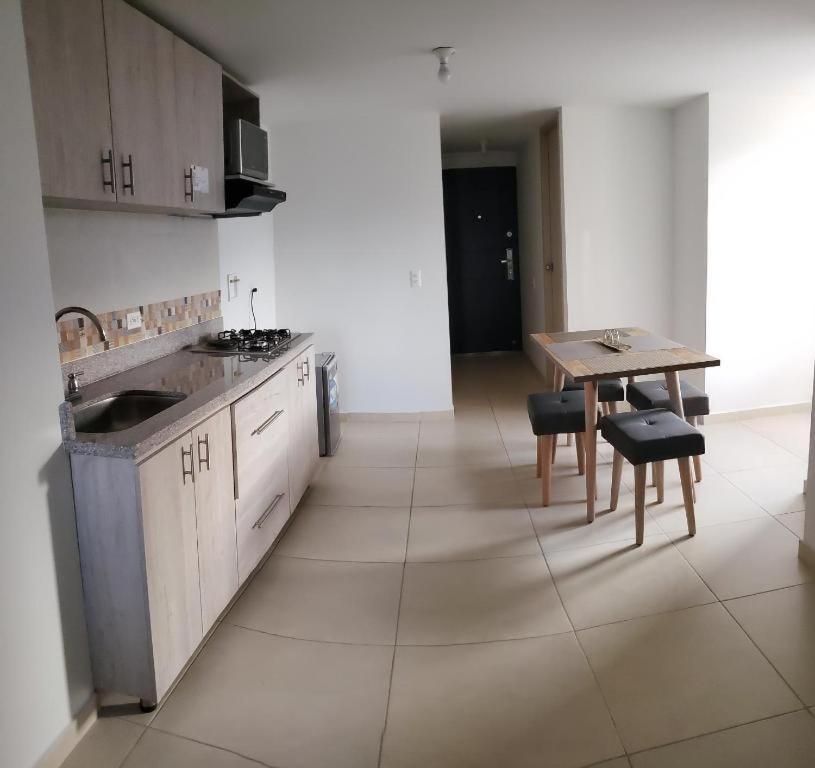 Hotel 13 Trece Aparta 3*