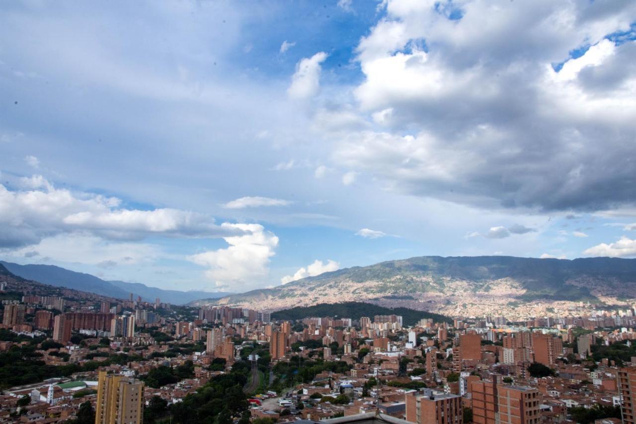13 Trece Aparta 3* Medellín