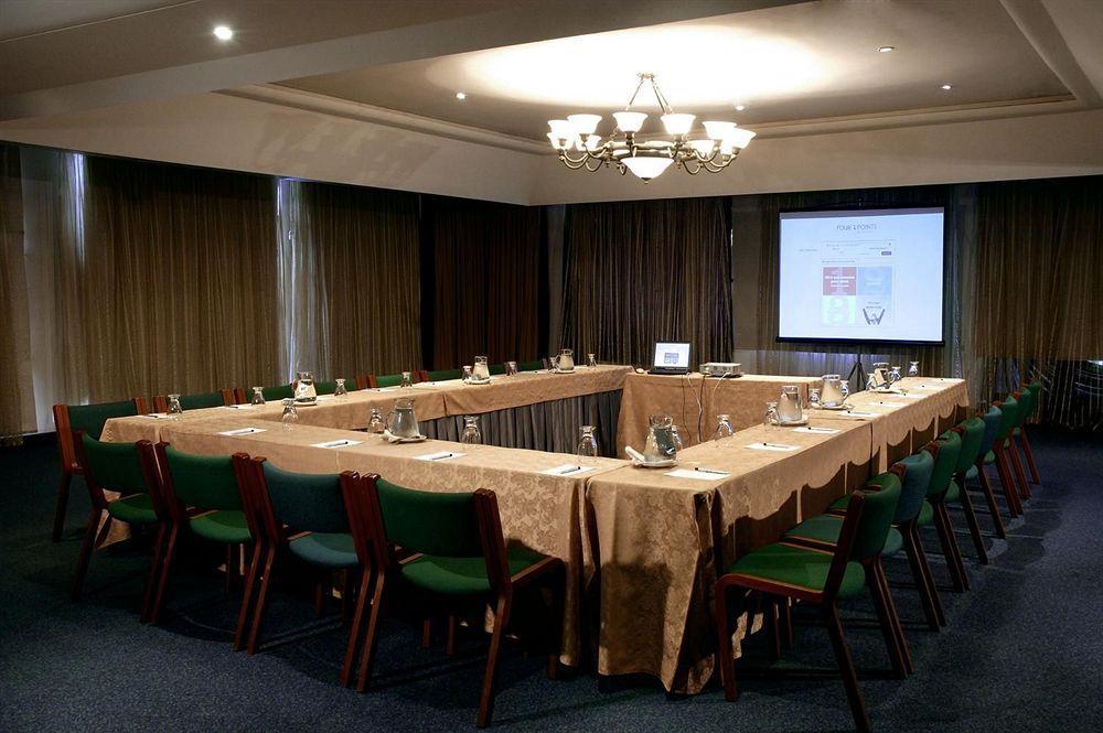 Four Points By Sheraton Hotel 4*