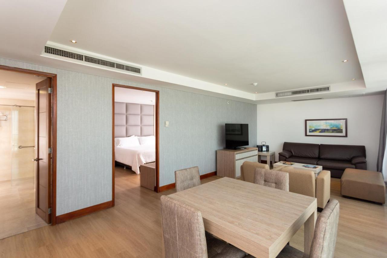 San Fernando Plaza Hotel