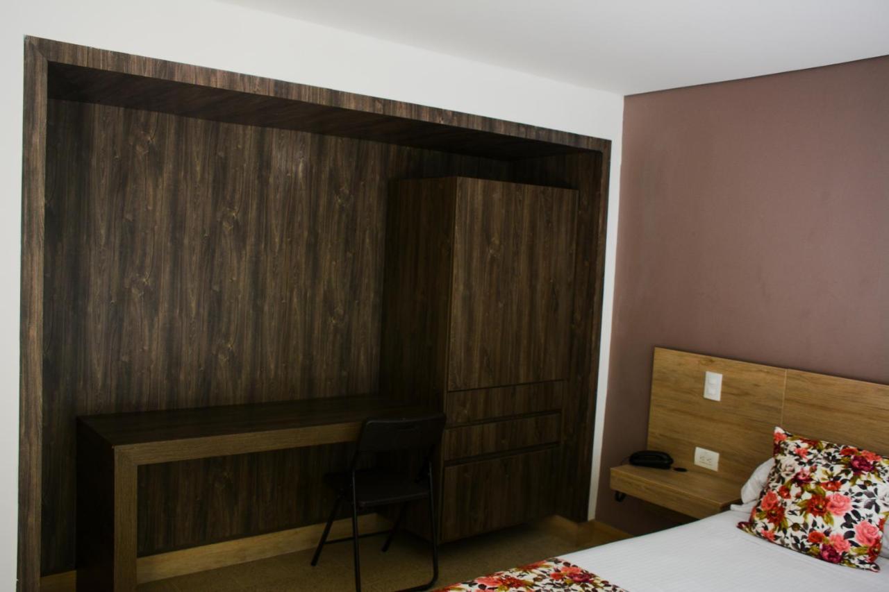 Poma Rosa 4* Medellín