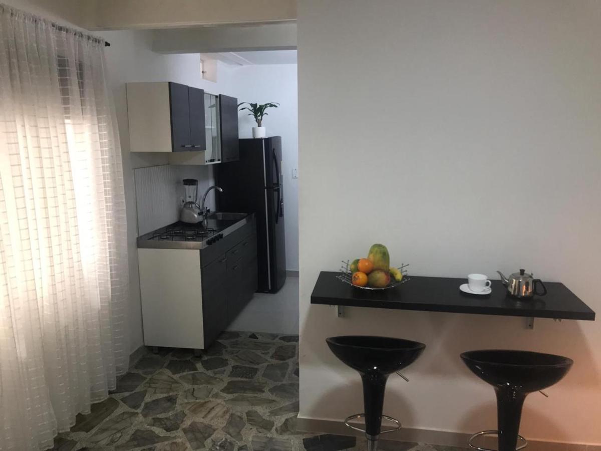 Vip Apartasuites Rosales Apartamento Medellín