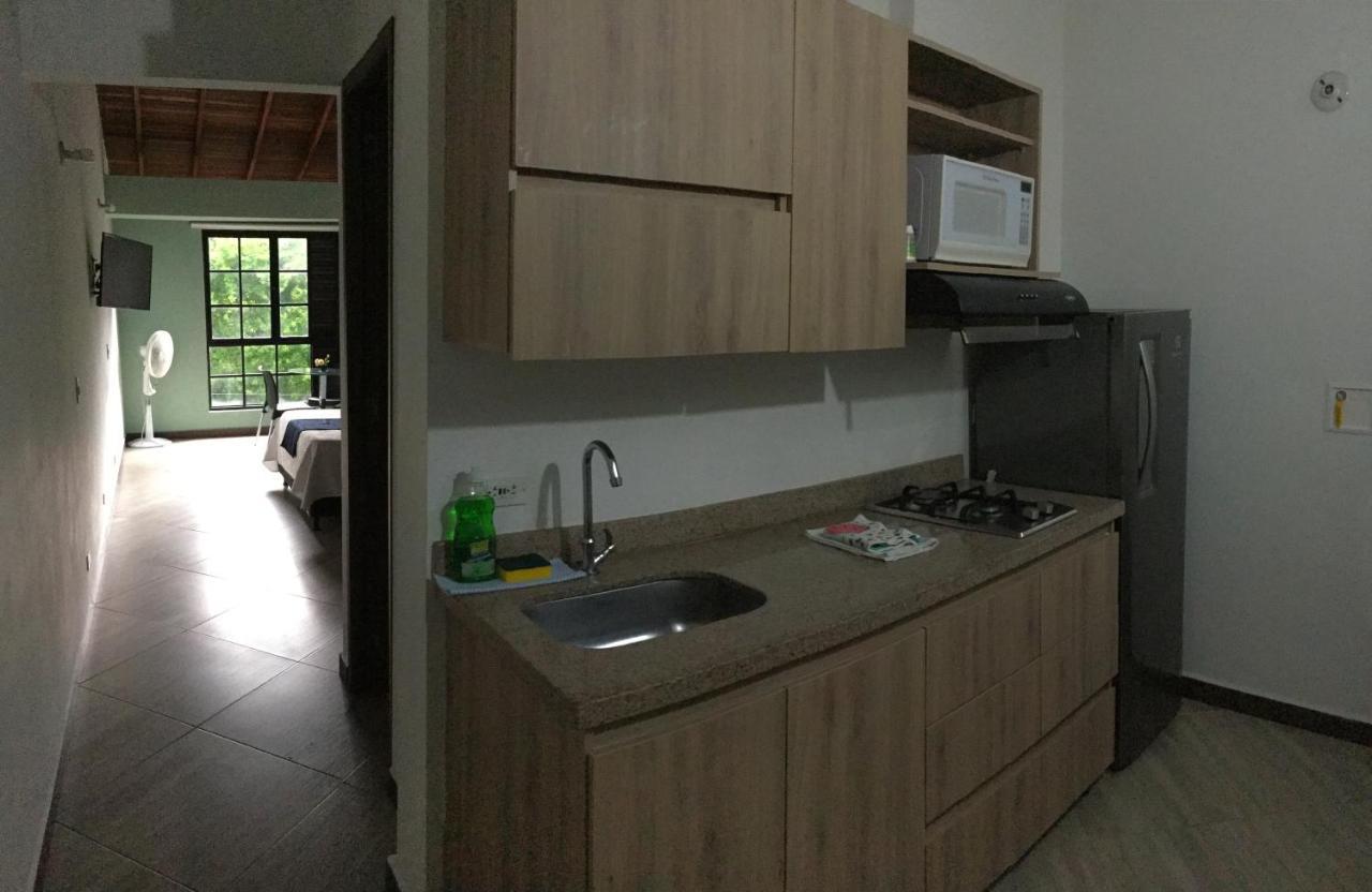Avanti 2* Medellín
