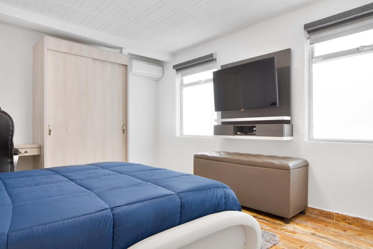 Miracle Aparthotel *