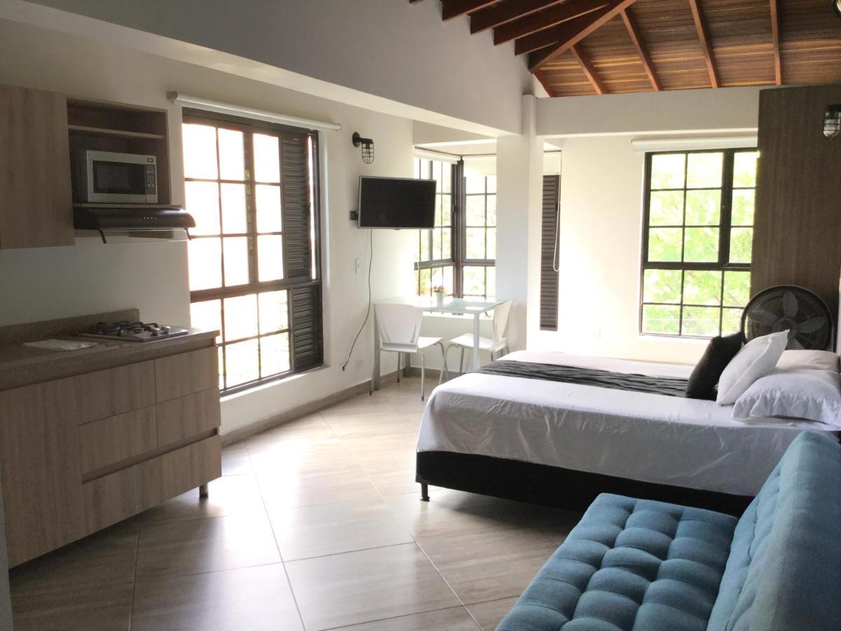 Avanti Apartamento 2*