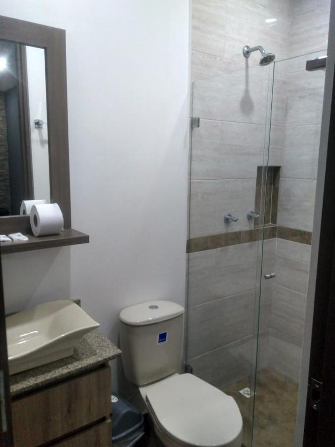 Avanti 2* Medellín