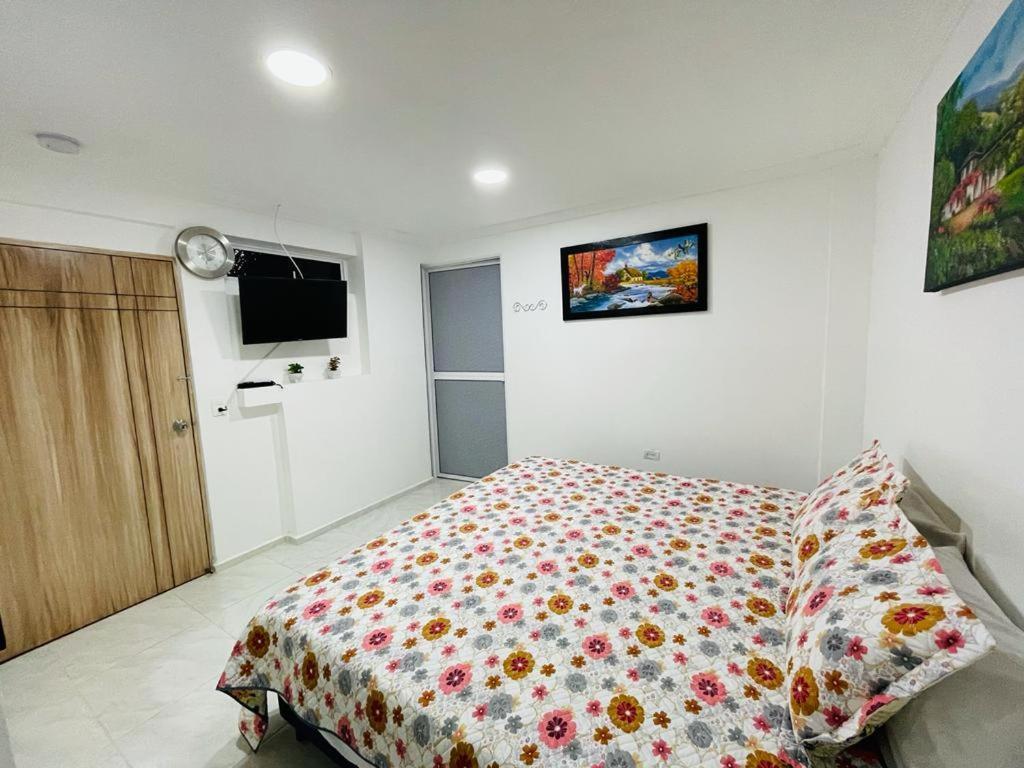 Eterna Primavera Hotel 2*