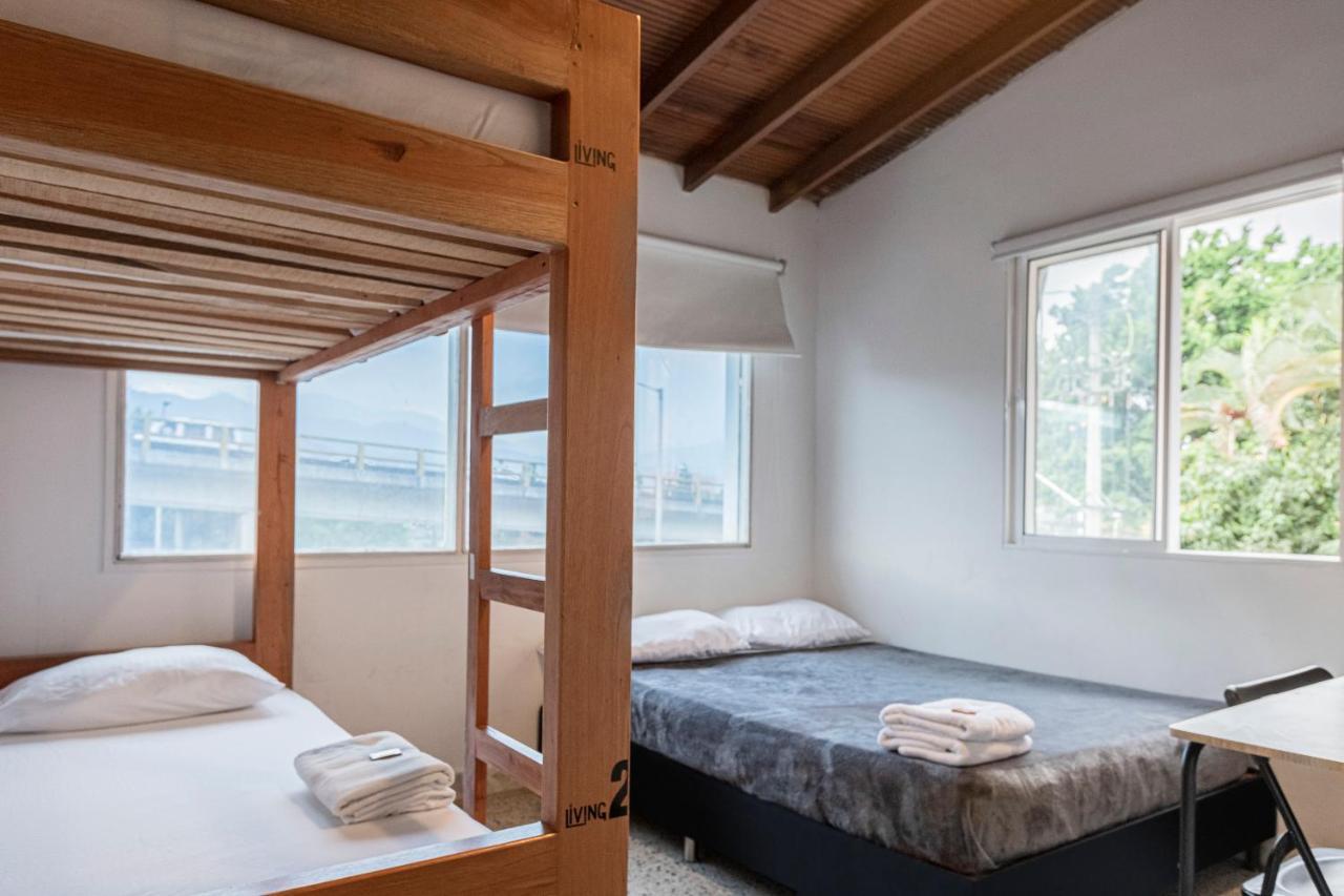 Hostal Living *