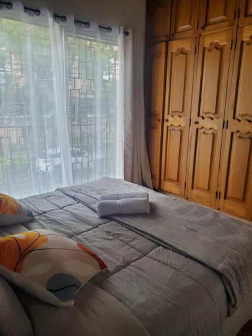 Private House 3bdr Private Entrance Garage 6 People * Medellín