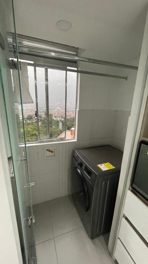 Gray House Medellin