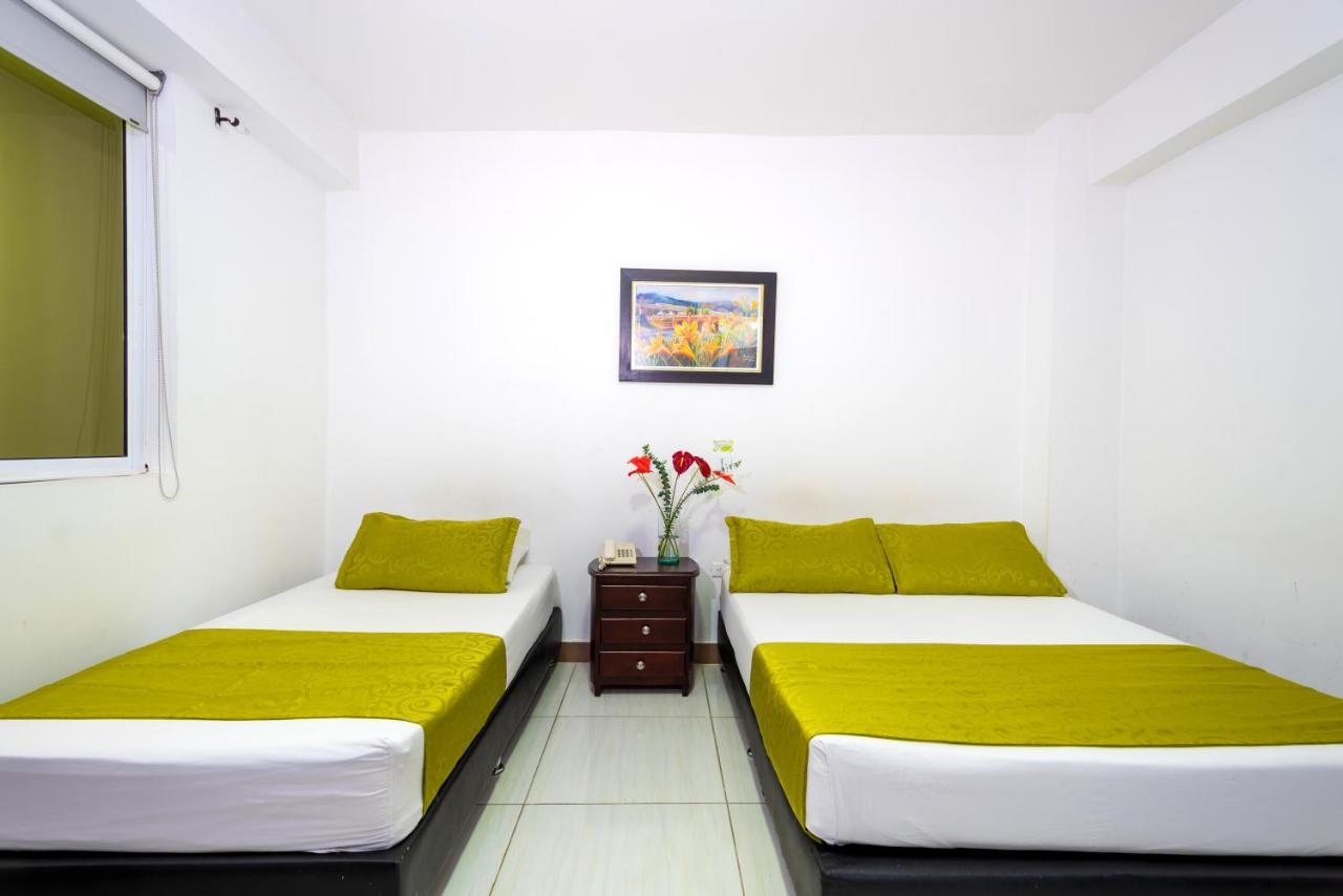 Ayenda 1234 Imperio 70 Hotel