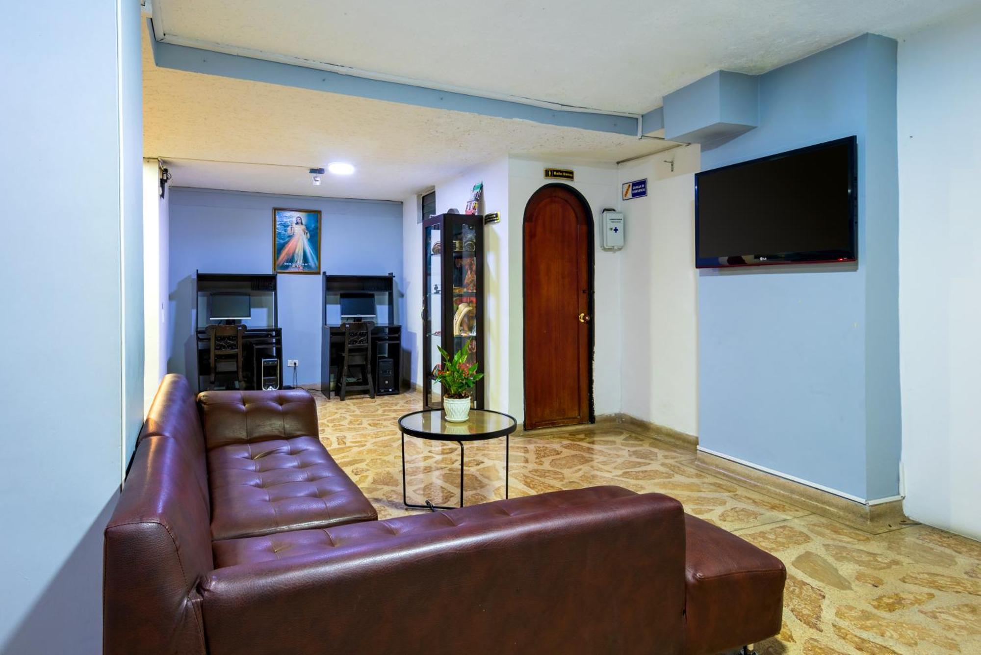 Ayenda 1234 Imperio 70 Hotel Medellin