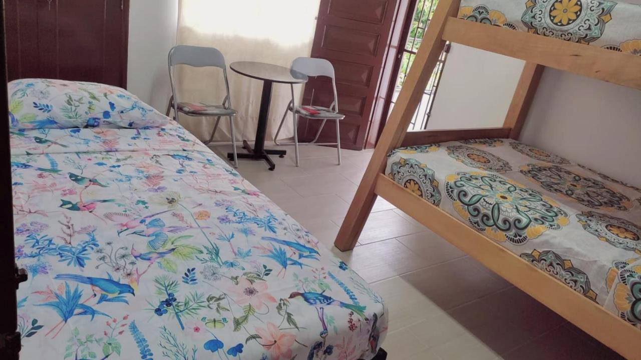 Apartamento Amplio Amoblado Sector Laureles-estadio Paris Medellín
