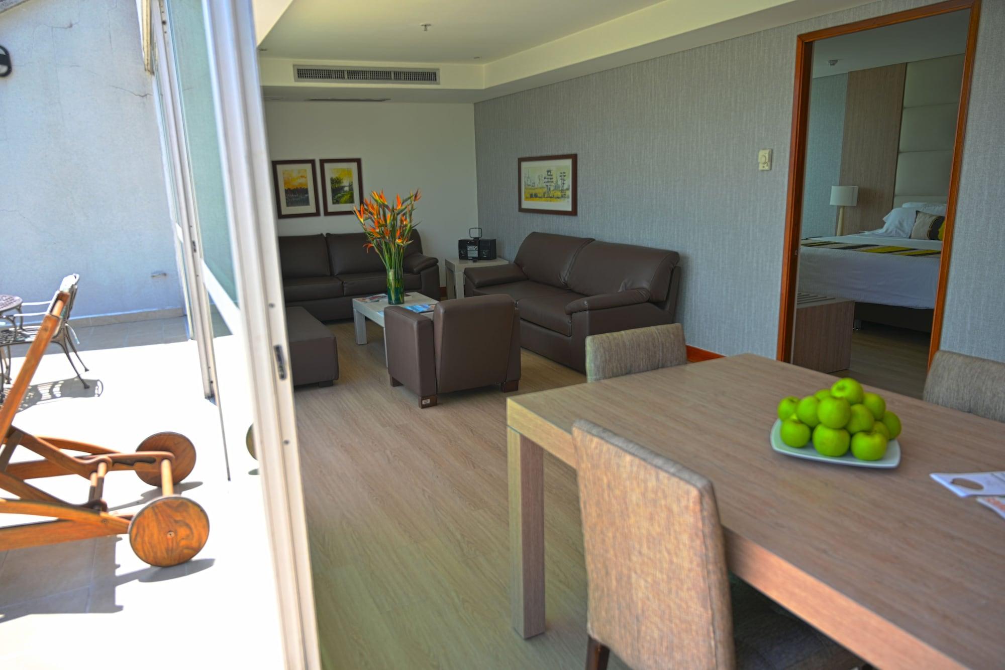 San Fernando Plaza Hotel
