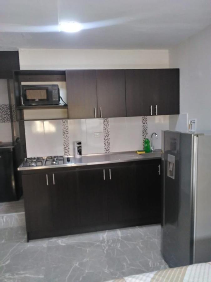 Apartamento Aparta Estudios Michelle En Robledo A 20 Minutos Del Centro Al Lado De La Universidad Esumer, Imprescindible El Pago De La Primer Noche
