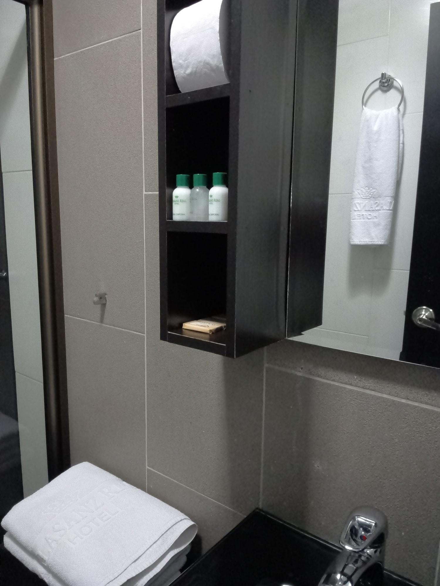 Hotel Calasanz Real