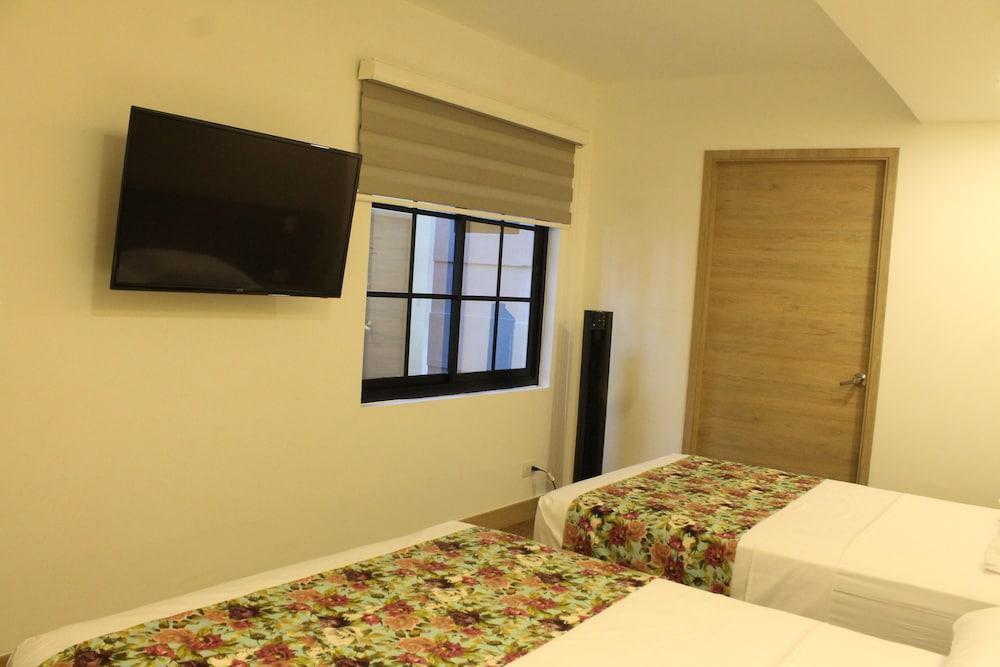 Poma Rosa 4* Medellín