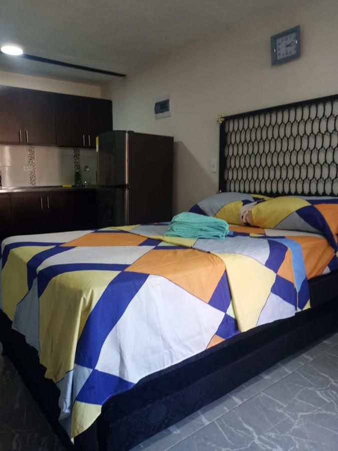 Aparta Estudios Michelle En Robledo A 20 Minutos Del Centro Al Lado De La Universidad Esumer, Imprescindible El Pago De La Primer Noche * Medellín