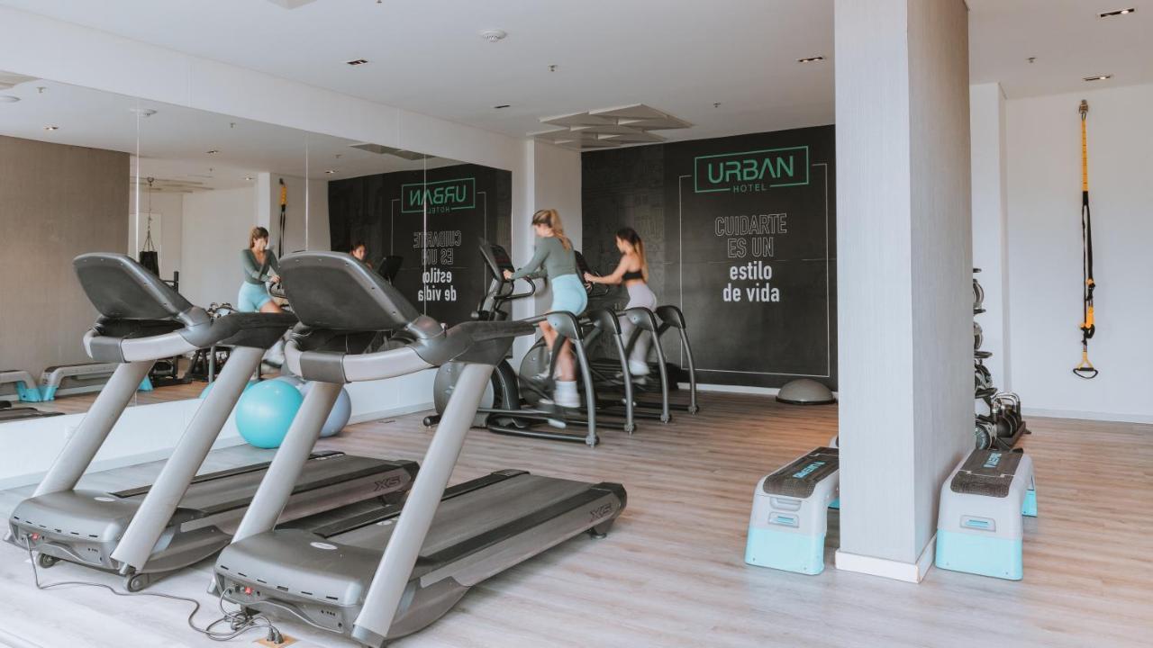 Travelers Urban Hotel 5*