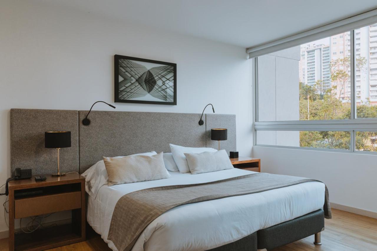 Travelers Urban Hotel 5*