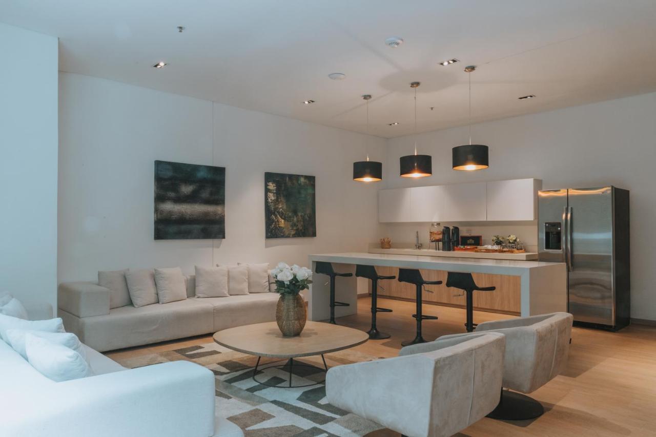 Travelers Urban 5*