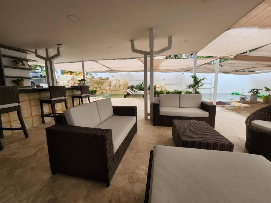 57 Oasis Palmas Lleras Provenza