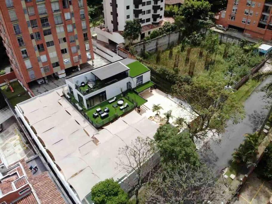57 Oasis Palmas Lleras Provenza * Medellín