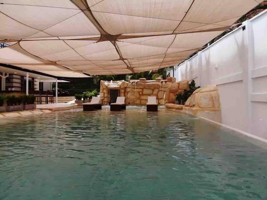 57 Oasis Palmas Lleras Provenza * Medellín