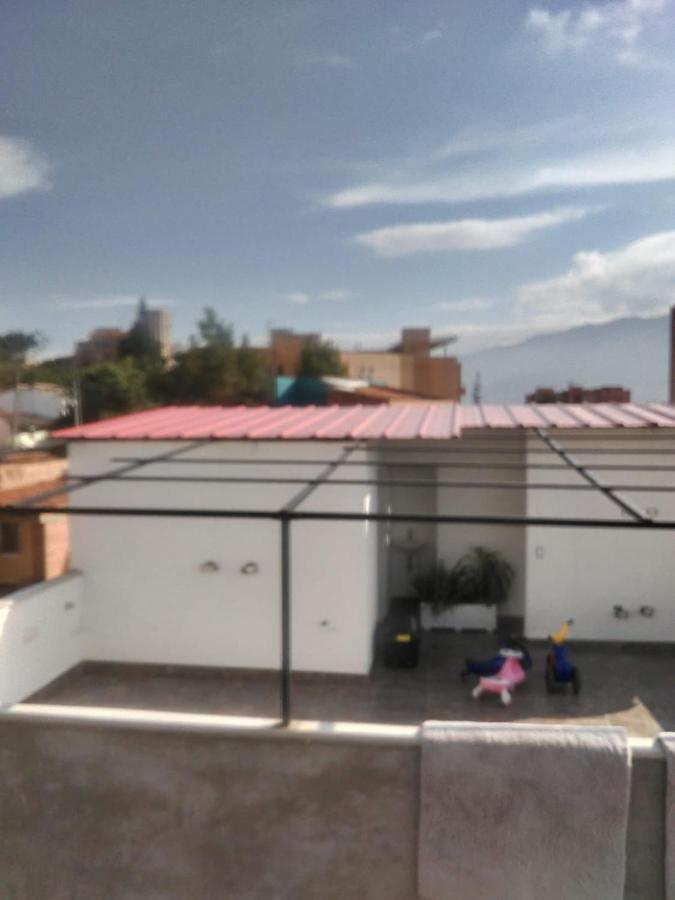 Aparta Estudios Michelle En Robledo A 20 Minutos Del Centro Al Lado De La Universidad Esumer, Imprescindible El Pago De La Primer Noche * Medellín