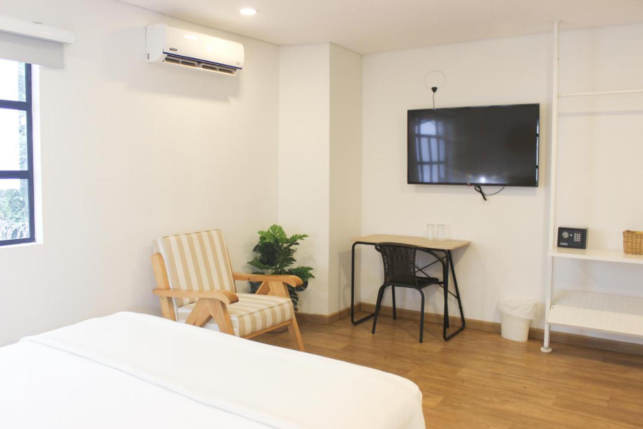 Hotel 574