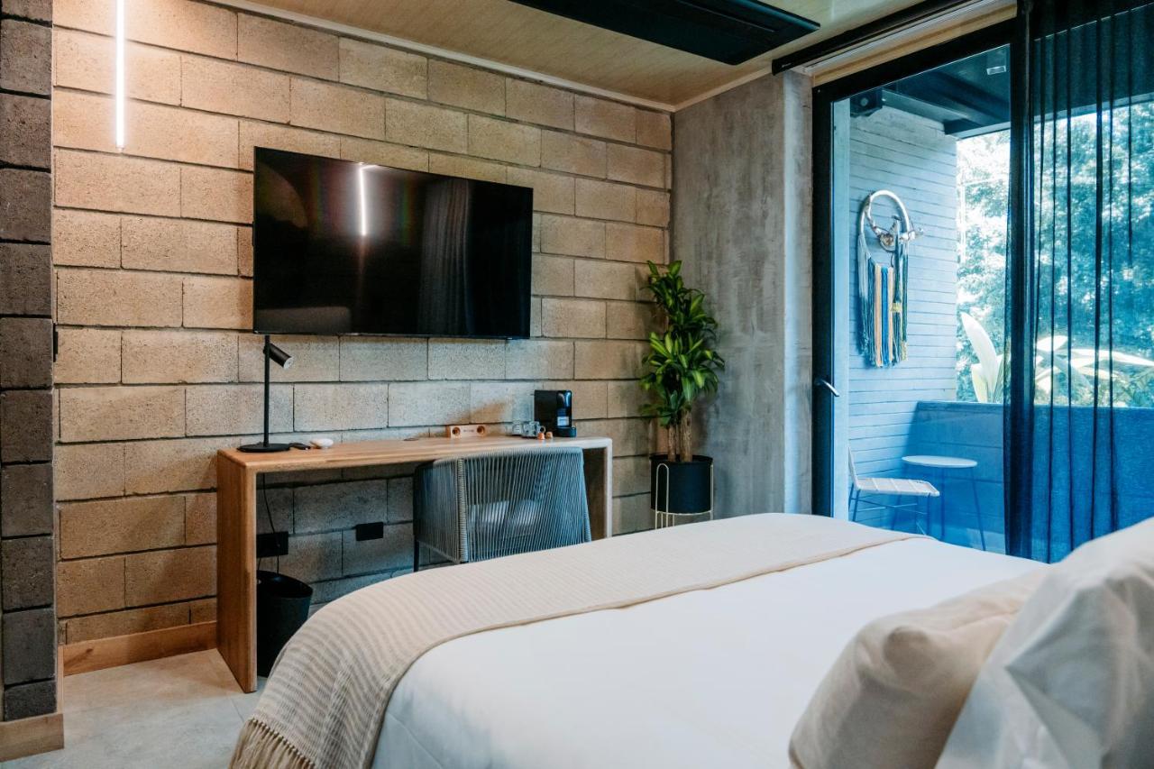 Hotel Living By Armoniko 4*